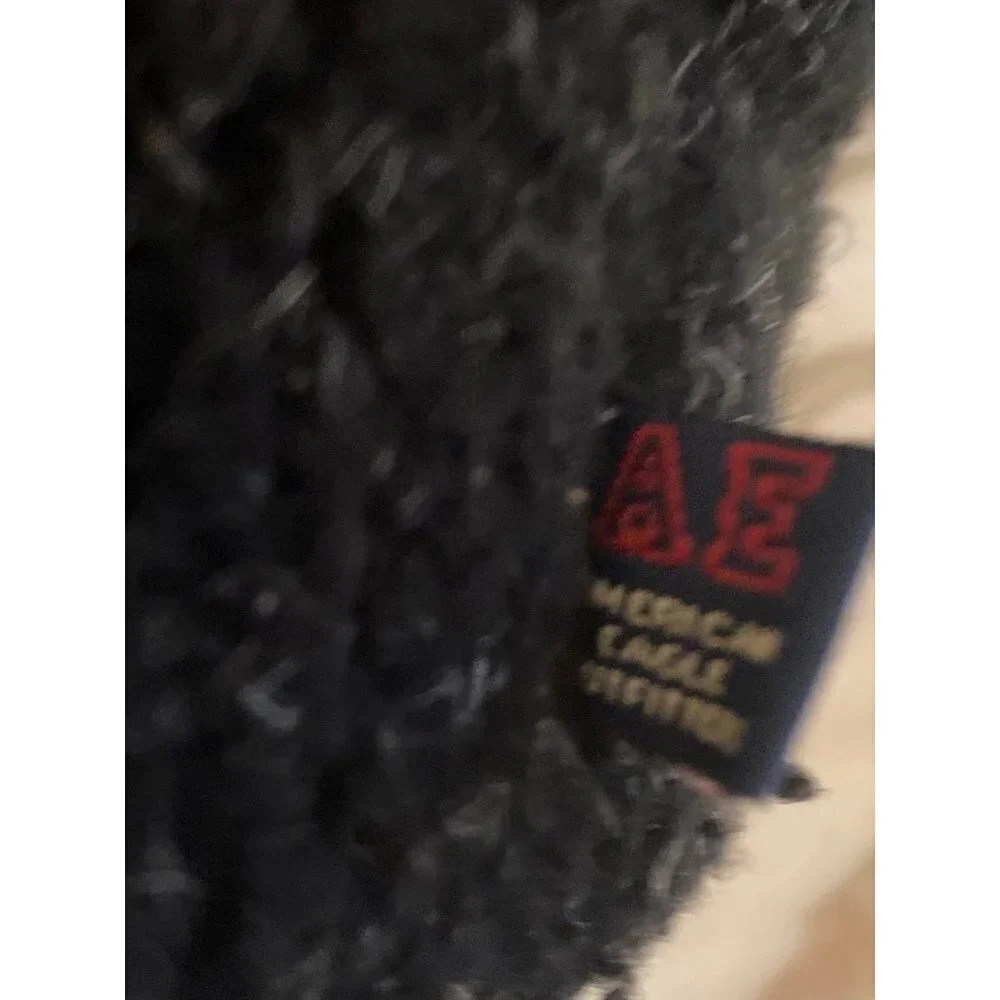 American‎ Eagle Outfitters Black Sherpa-Style Winter Hat For Men Or Women